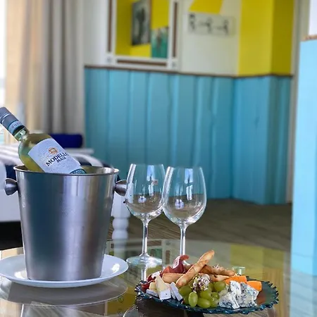 Sadam & Restoran Wirkes' * Vergi